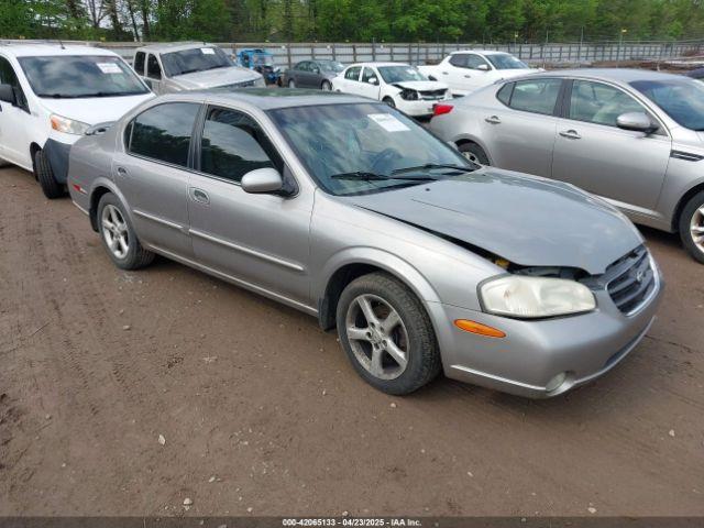  Salvage Nissan Maxima