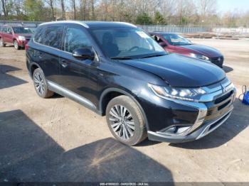  Salvage Mitsubishi Outlander