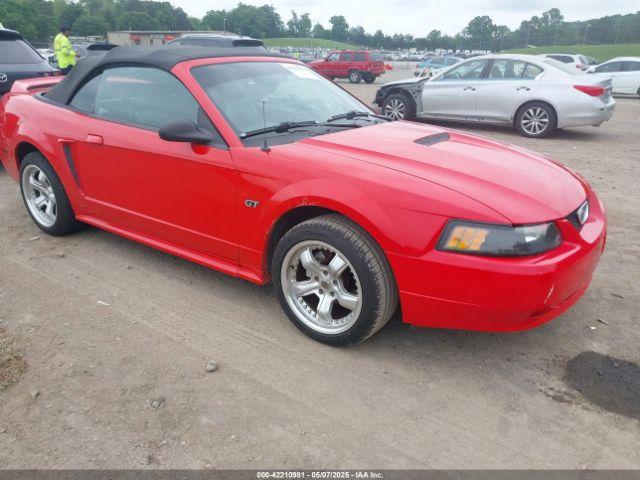  Salvage Ford Mustang