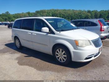  Salvage Chrysler Town & Country