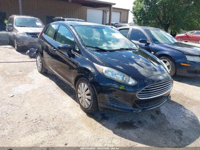  Salvage Ford Fiesta