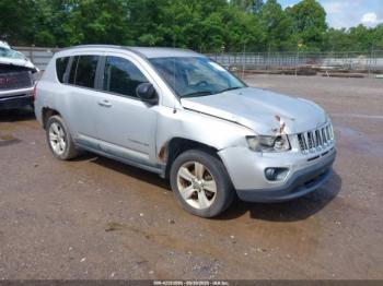  Salvage Jeep Compass