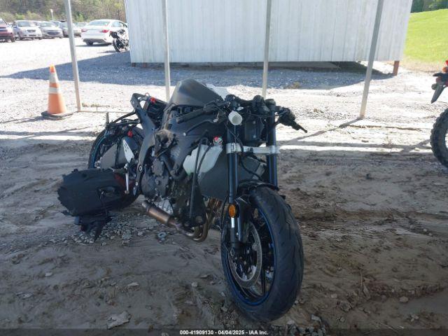  Salvage Kawasaki Zx636