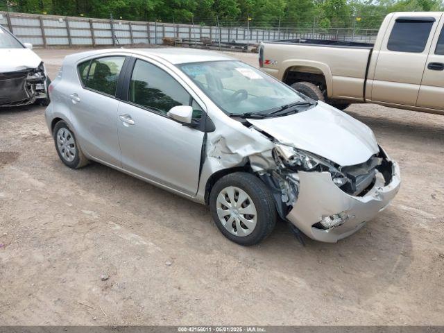  Salvage Toyota Prius c