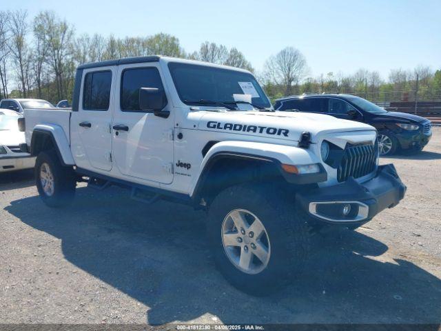  Salvage Jeep Gladiator