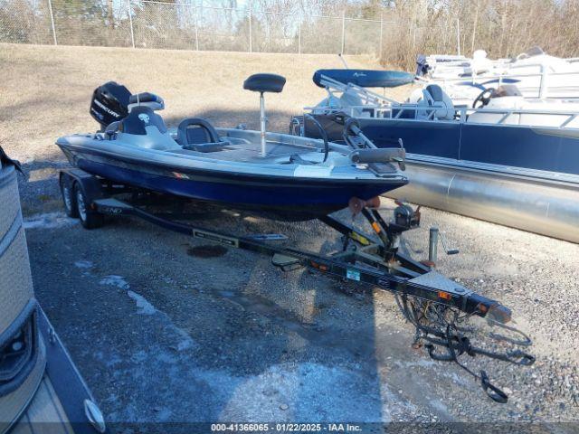  Salvage Legend Bassboat