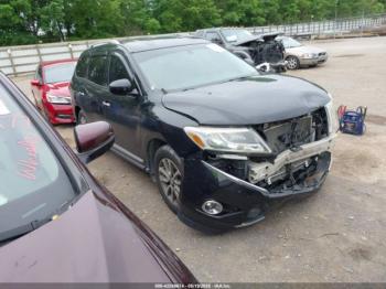  Salvage Nissan Pathfinder
