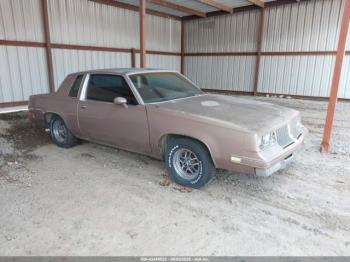  Salvage Oldsmobile Cutlass Supreme