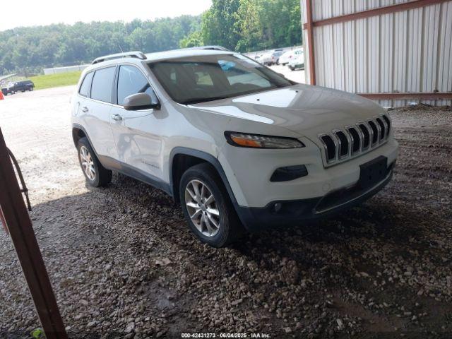  Salvage Jeep Cherokee