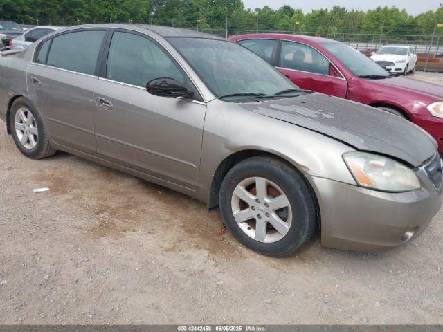  Salvage Nissan Altima