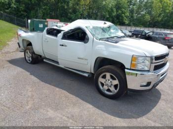  Salvage Chevrolet Silverado 2500