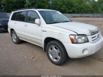  Salvage Toyota Highlander