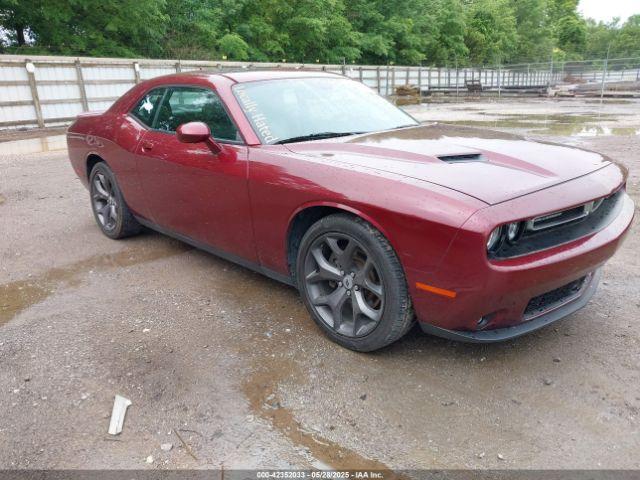  Salvage Dodge Challenger