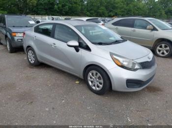  Salvage Kia Rio