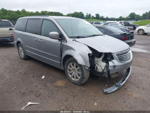  Salvage Chrysler Town & Country