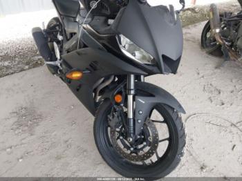 Salvage Yamaha Yzfr3