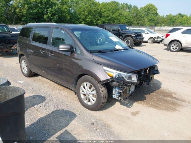  Salvage Kia Sedona
