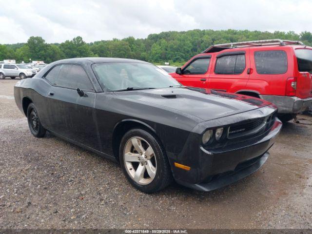  Salvage Dodge Challenger