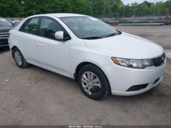  Salvage Kia Forte