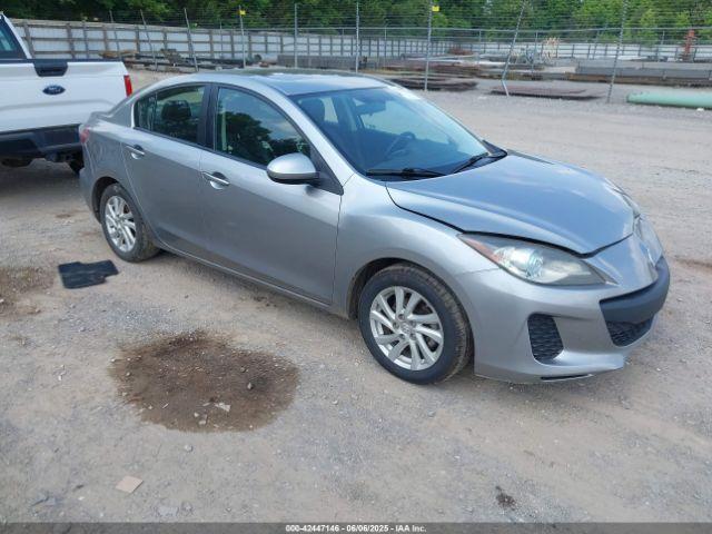  Salvage Mazda Mazda3