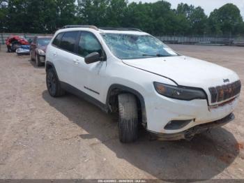  Salvage Jeep Cherokee