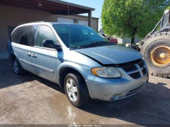  Salvage Dodge Grand Caravan