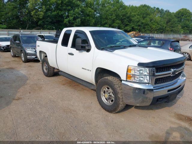  Salvage Chevrolet Silverado 2500