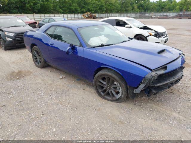  Salvage Dodge Challenger