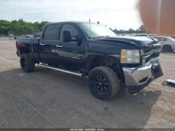  Salvage Chevrolet Silverado 2500