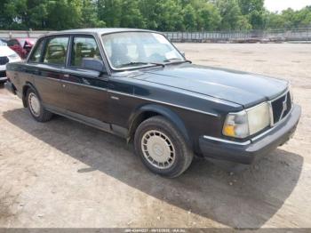  Salvage Volvo 240