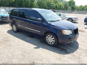  Salvage Chrysler Town & Country