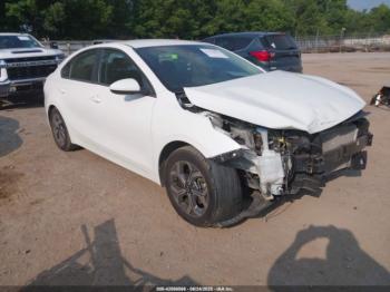  Salvage Kia Forte