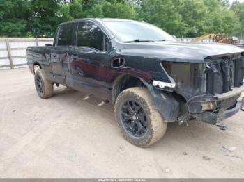  Salvage Nissan Titan