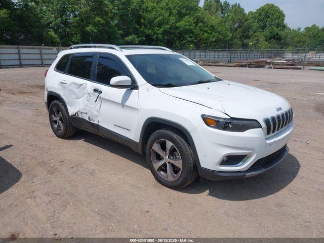  Salvage Jeep Cherokee