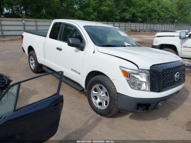  Salvage Nissan Titan