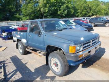  Salvage Toyota Pickup