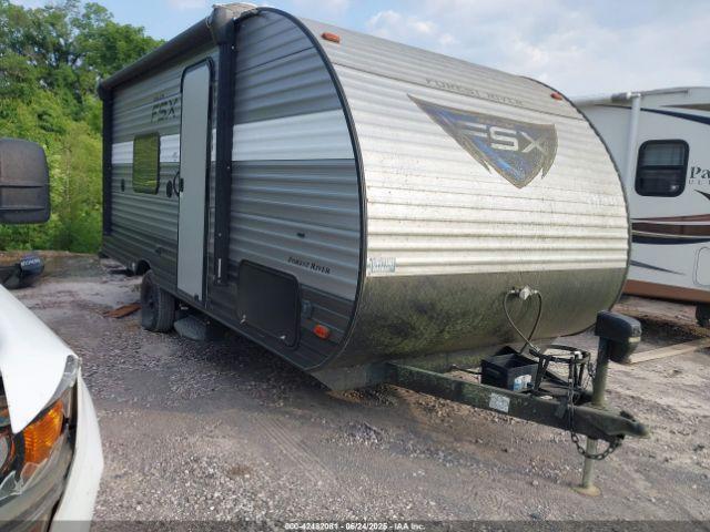  Salvage Salem Travel Trlr
