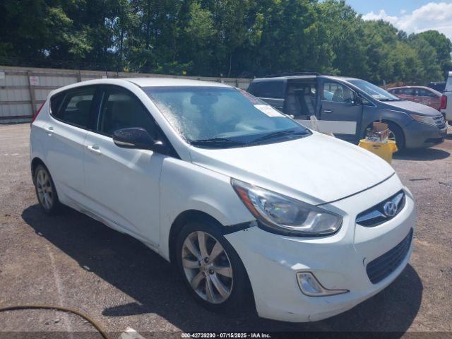  Salvage Hyundai ACCENT
