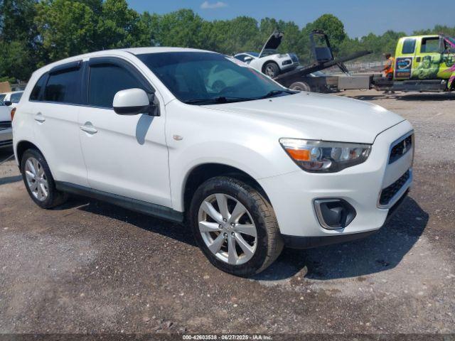  Salvage Mitsubishi Outlander