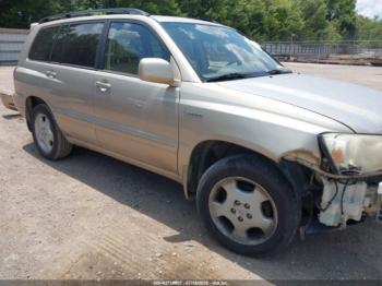 Salvage Toyota Highlander