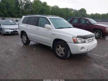  Salvage Toyota Highlander