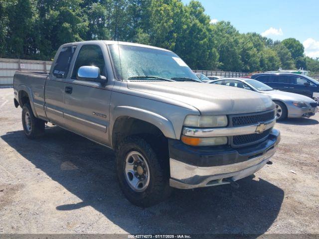 Salvage Chevrolet Silverado 2500