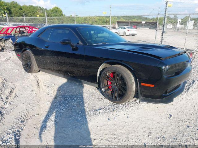 Salvage Dodge Challenger