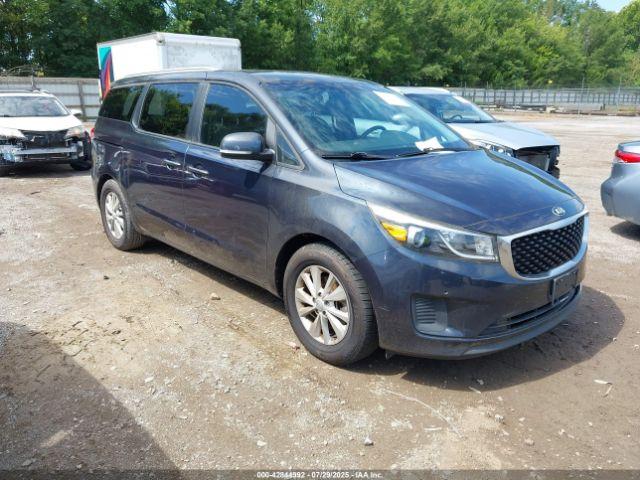  Salvage Kia Sedona