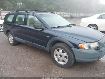  Salvage Volvo V70