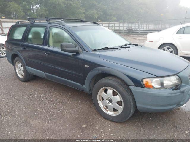  Salvage Volvo V70