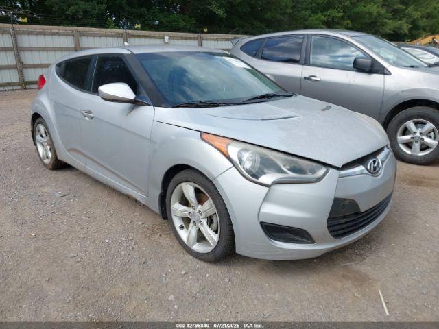  Salvage Hyundai VELOSTER