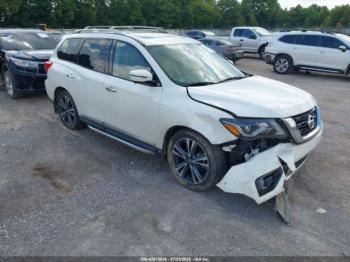  Salvage Nissan Pathfinder