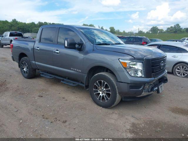  Salvage Nissan Titan