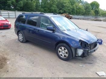  Salvage Kia Sedona